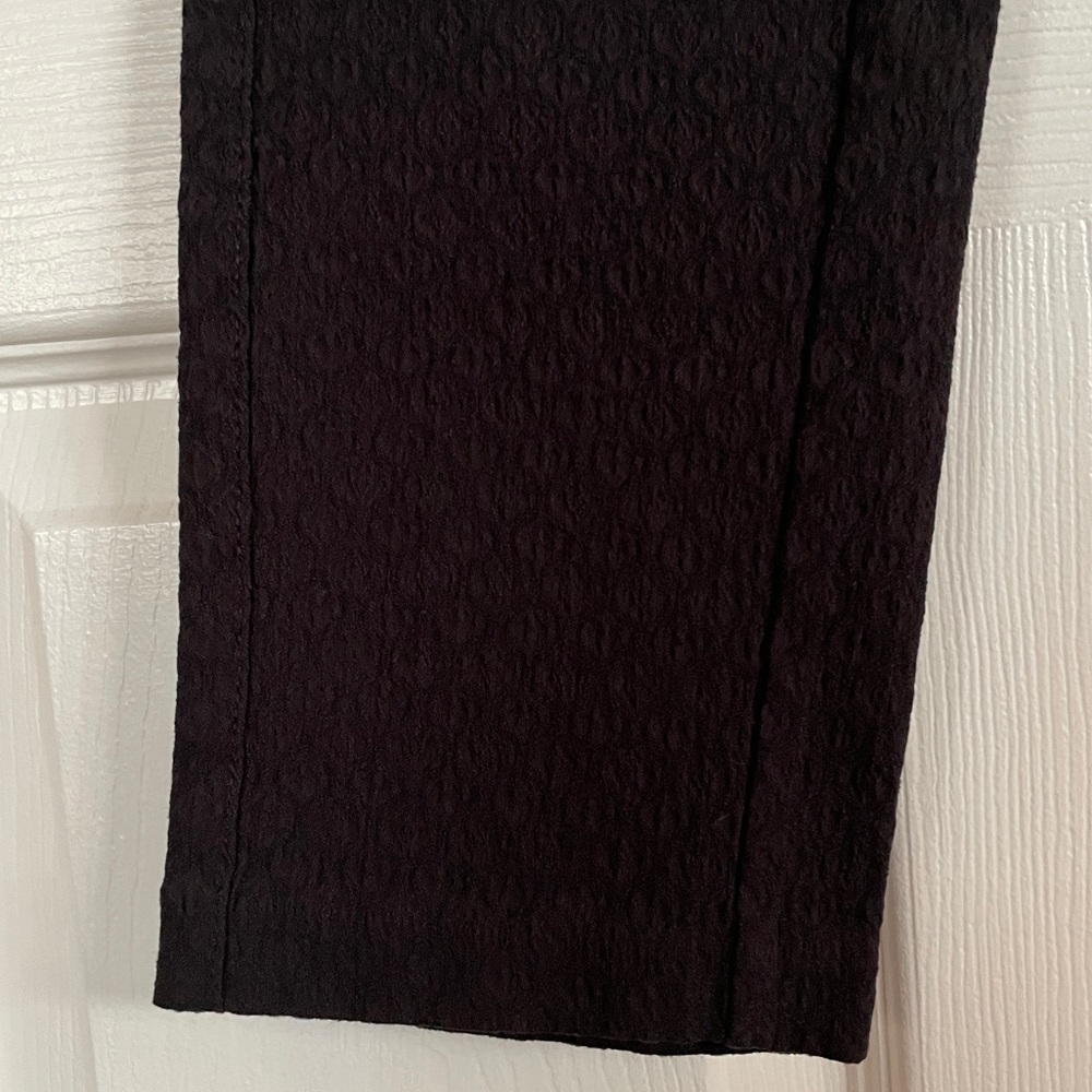 Jules & Leopold Textured Pants - Picture 9 of 13